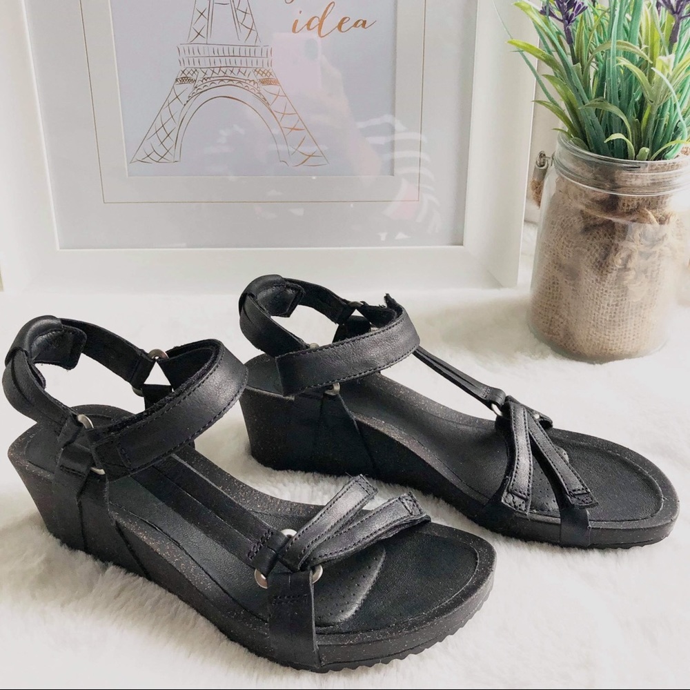 Teva Ysidro Wedge Sandal